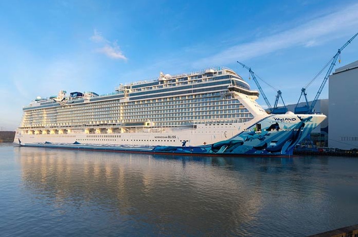 Poza vas de croaziere Norwegian Bliss