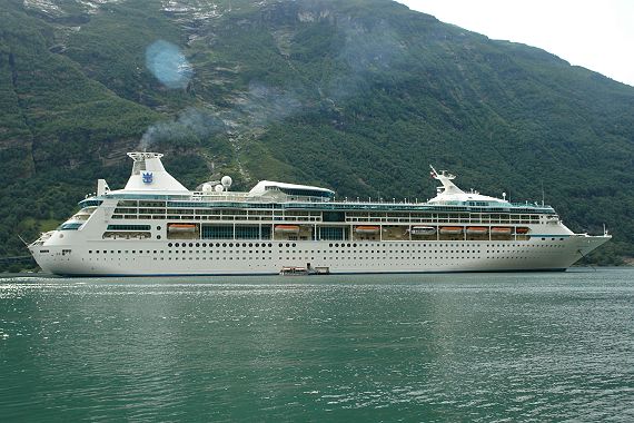 Poza vas de croaziere Vision of the Seas