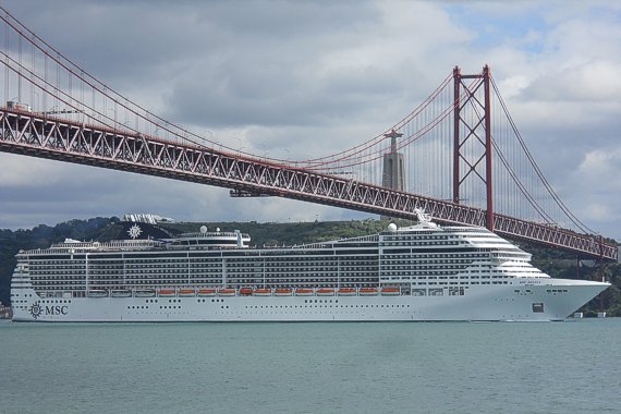 msc_divina_2012-05-21_02.jpg